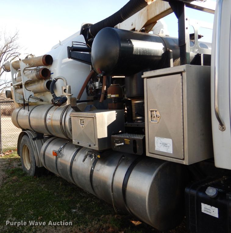 image for item DH5075 2004 Sterling L-Line hydro sewer jetter truck