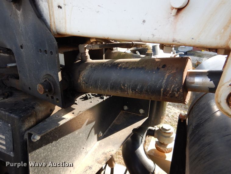 image for item DH5075 2004 Sterling L-Line hydro sewer jetter truck