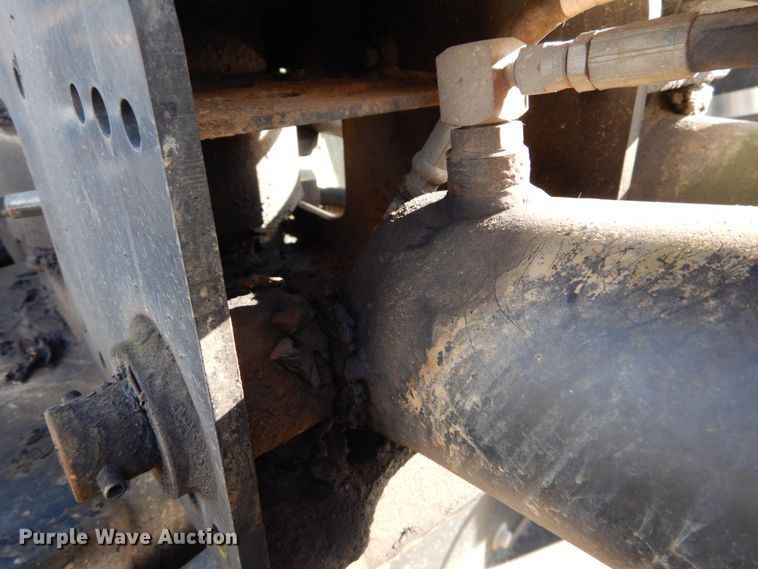 image for item DH5075 2004 Sterling L-Line hydro sewer jetter truck