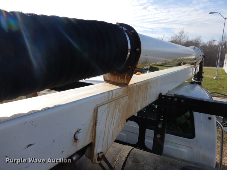 image for item DH5075 2004 Sterling L-Line hydro sewer jetter truck