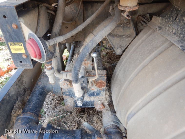 image for item DH5075 2004 Sterling L-Line hydro sewer jetter truck