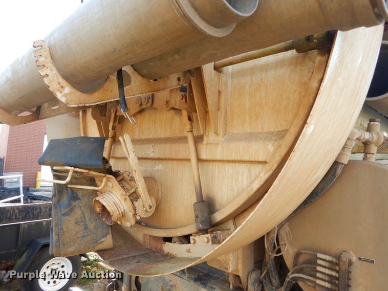 image for item DH5075 2004 Sterling L-Line hydro sewer jetter truck