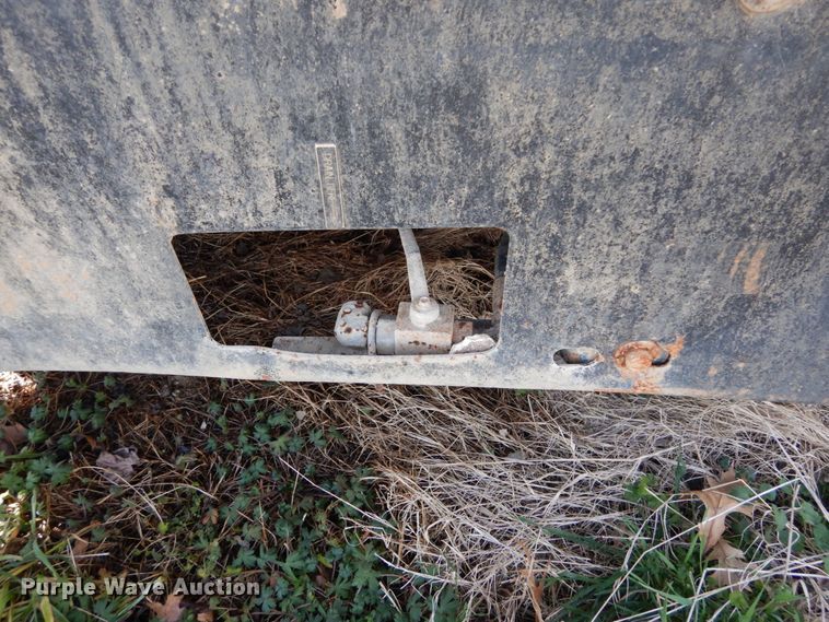 image for item DH5075 2004 Sterling L-Line hydro sewer jetter truck