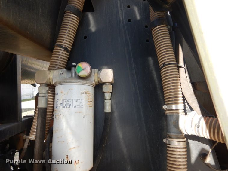 image for item DH5075 2004 Sterling L-Line hydro sewer jetter truck