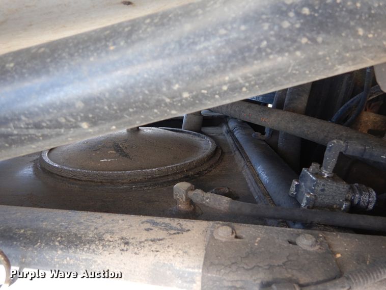 image for item DH5075 2004 Sterling L-Line hydro sewer jetter truck