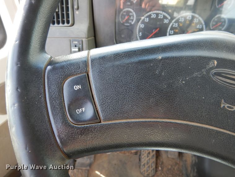 image for item DH5075 2004 Sterling L-Line hydro sewer jetter truck