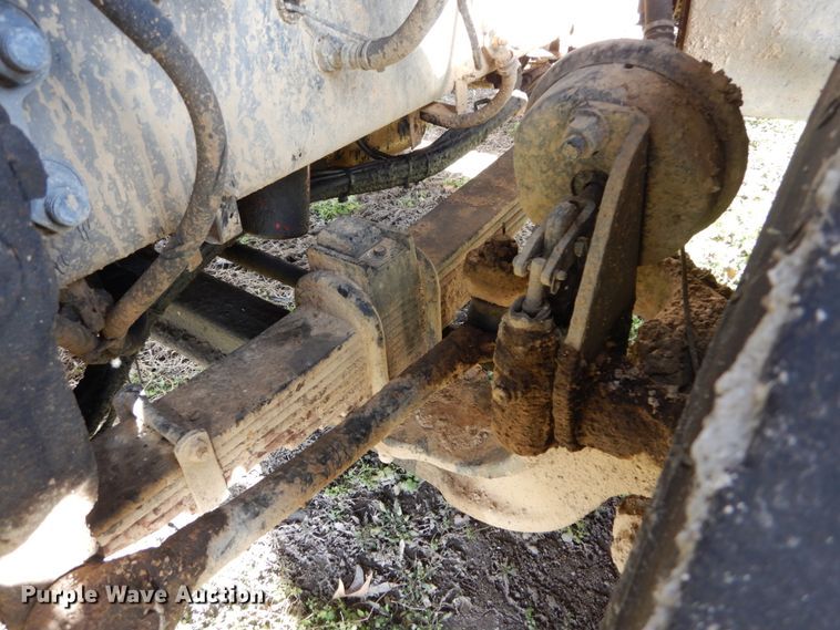 image for item DH5075 2004 Sterling L-Line hydro sewer jetter truck