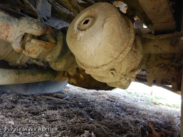 image for item DH5075 2004 Sterling L-Line hydro sewer jetter truck