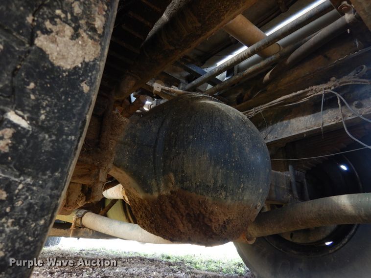 image for item DH5075 2004 Sterling L-Line hydro sewer jetter truck