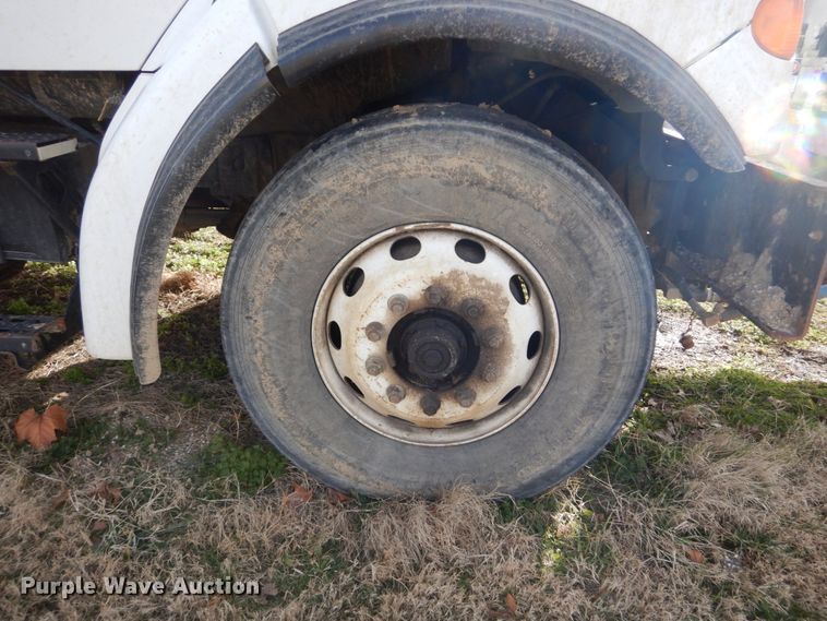 image for item DH5075 2004 Sterling L-Line hydro sewer jetter truck