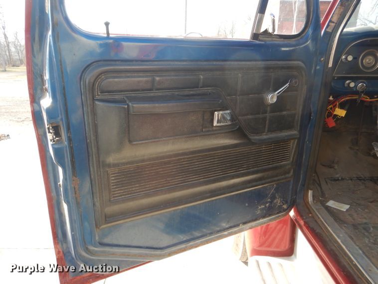 image for item DH6302 1978 Ford F600 tanker fire truck