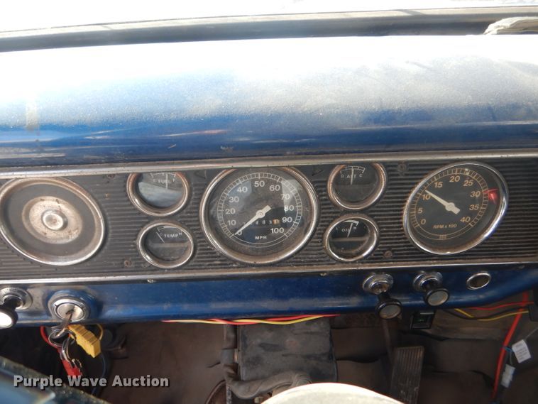 image for item DH6302 1978 Ford F600 tanker fire truck