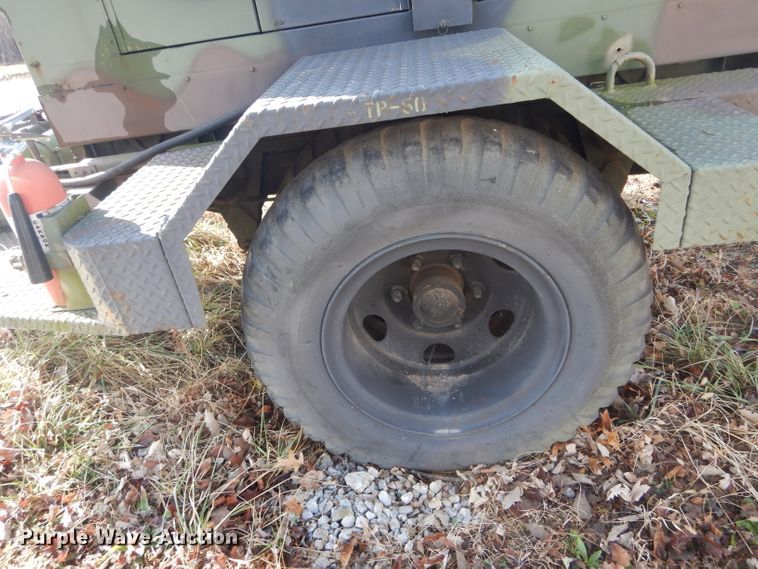 image for item DH6303 US Department of Defense MEP-005AAS generator