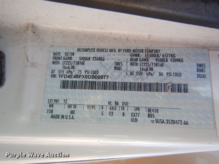 image for item DI2733 2008 Ford Econoline E450 Super Duty shuttle bus