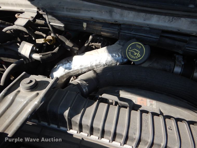 image for item DI2735 2009 Ford E450 Super Duty shuttle bus