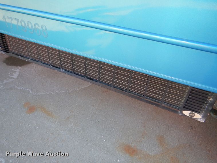 image for item DI2735 2009 Ford E450 Super Duty shuttle bus