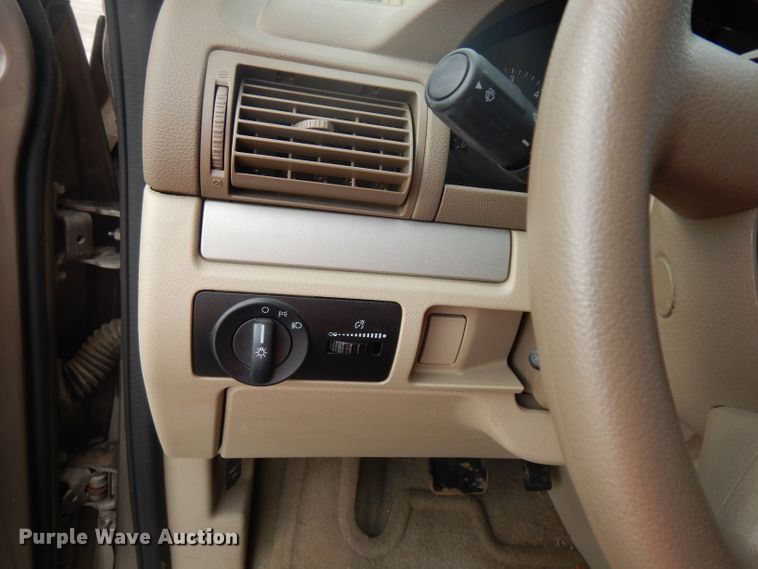 image for item ER9828 2006 Ford Freestar van