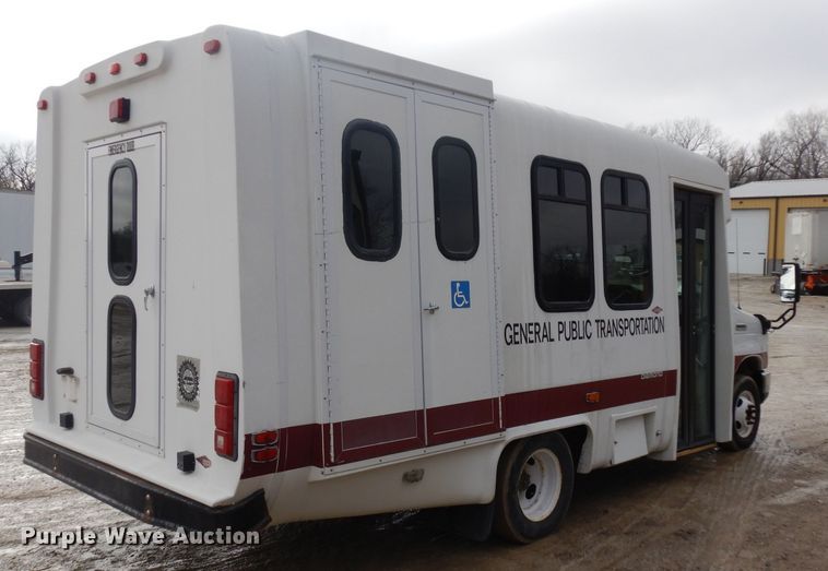 image for item ER9829 2011 Ford Econoline E350 shuttle bus