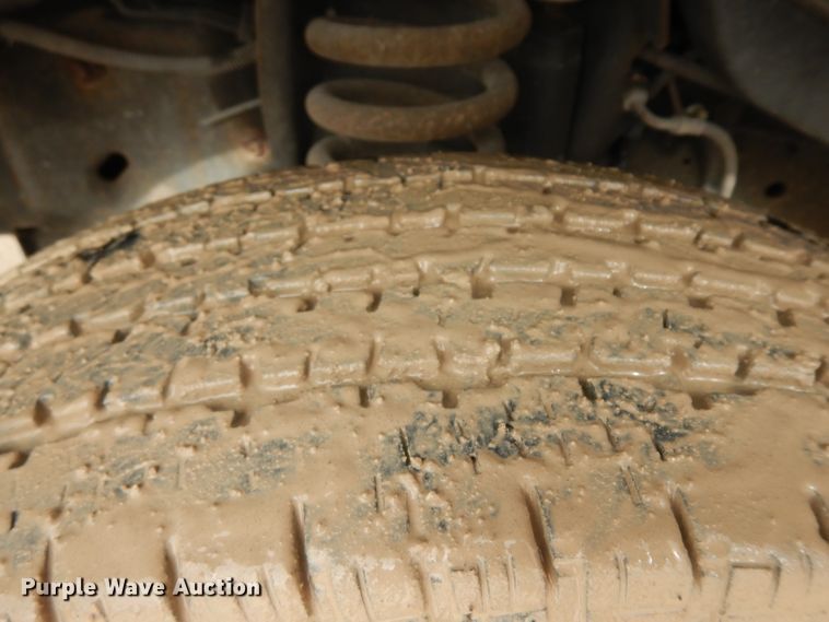 image for item ER9829 2011 Ford Econoline E350 shuttle bus