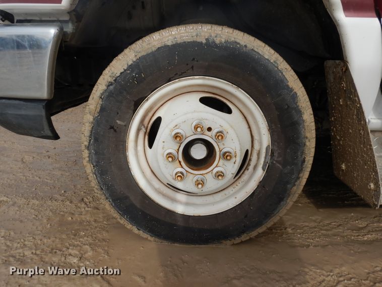 image for item ER9829 2011 Ford Econoline E350 shuttle bus