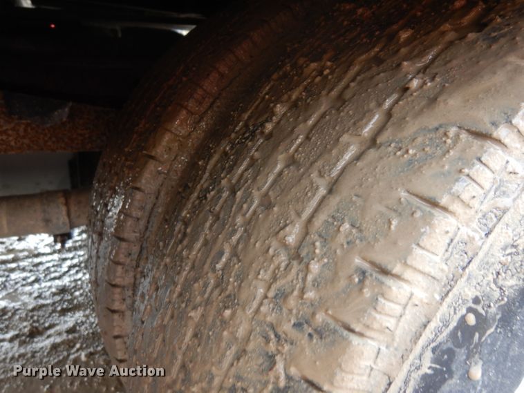 image for item ER9829 2011 Ford Econoline E350 shuttle bus