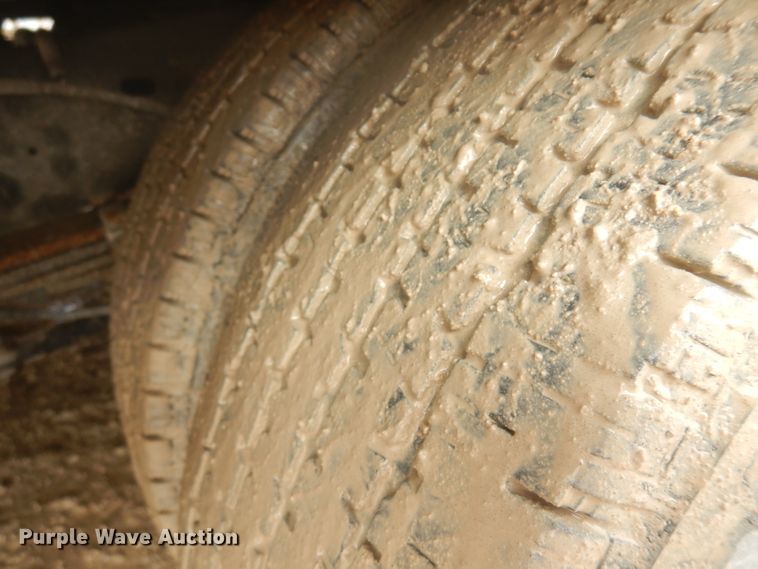 image for item ER9829 2011 Ford Econoline E350 shuttle bus