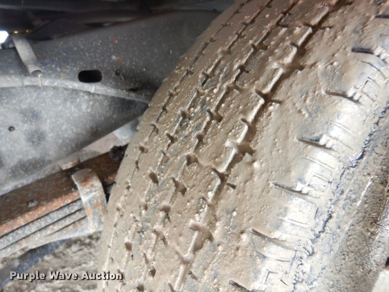 image for item ER9829 2011 Ford Econoline E350 shuttle bus