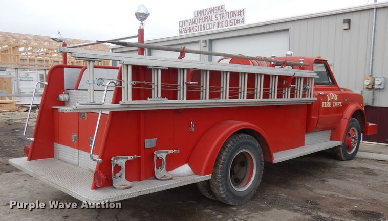 image for item ER9835 1970 Chevrolet C50 pumper fire truck