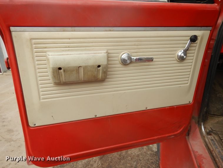 image for item ER9835 1970 Chevrolet C50 pumper fire truck