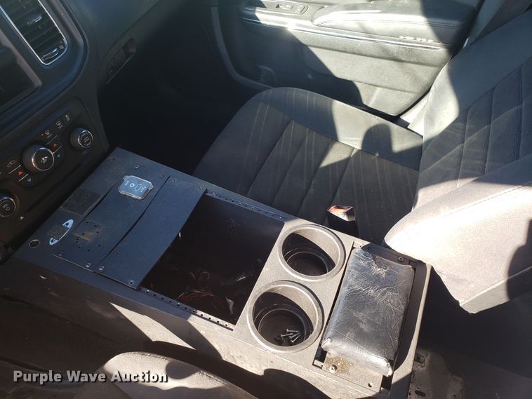 image for item ET9986 2011 Dodge Charger Police