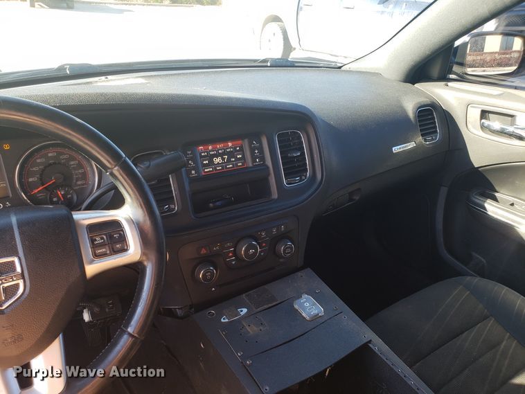 image for item ET9986 2011 Dodge Charger Police