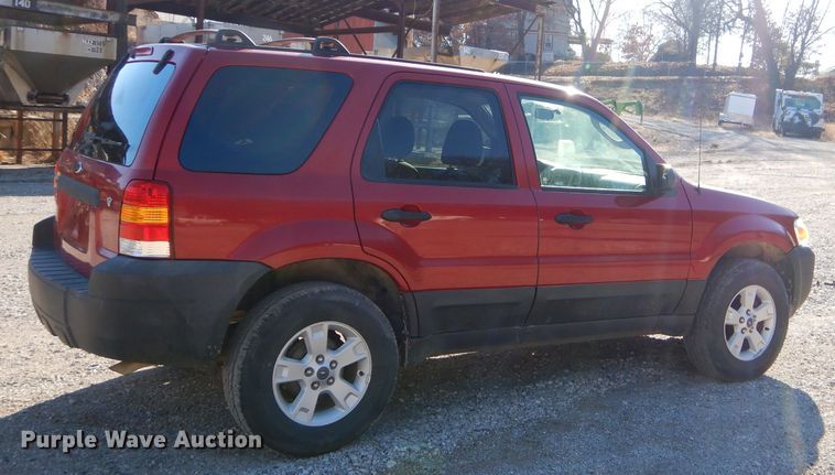 image for item FA9995 2006 Ford Escape XLT SUV