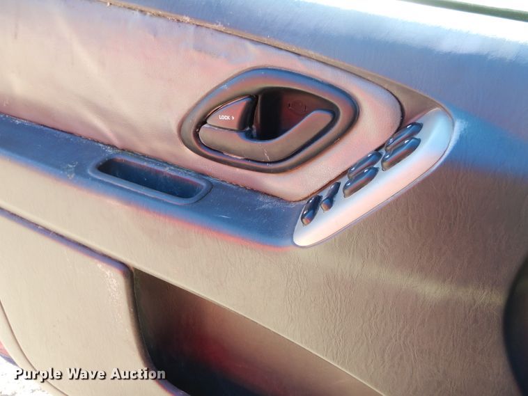 image for item FA9995 2006 Ford Escape XLT SUV