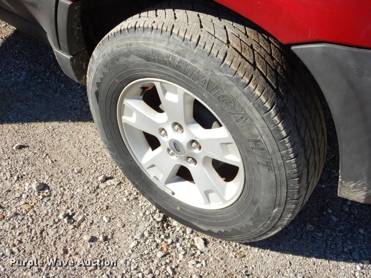 image for item FA9995 2006 Ford Escape XLT SUV