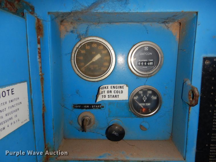 image for item FF9221 Leroi Q100G air compressor