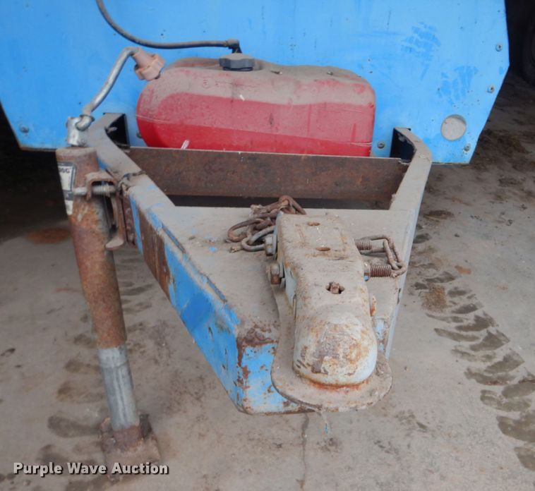 image for item FF9221 Leroi Q100G air compressor