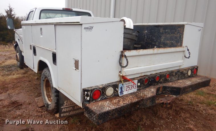 image for item FF9224 1997 Ford F450 Super Duty utility truck