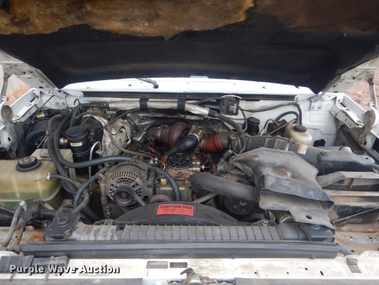 image for item FF9224 1997 Ford F450 Super Duty utility truck