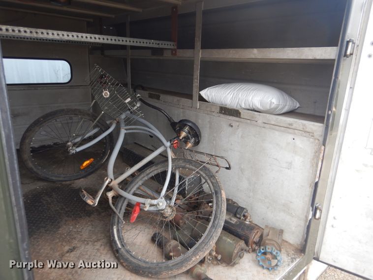 image for item FF9225 Enclosed utility bed