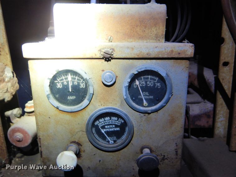 image for item FF9226 Signal Corps PE79-F generator