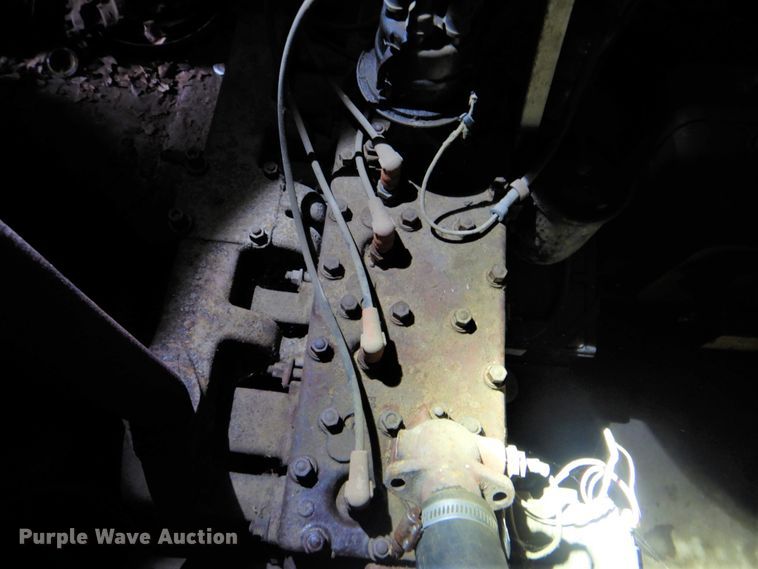 image for item FF9226 Signal Corps PE79-F generator