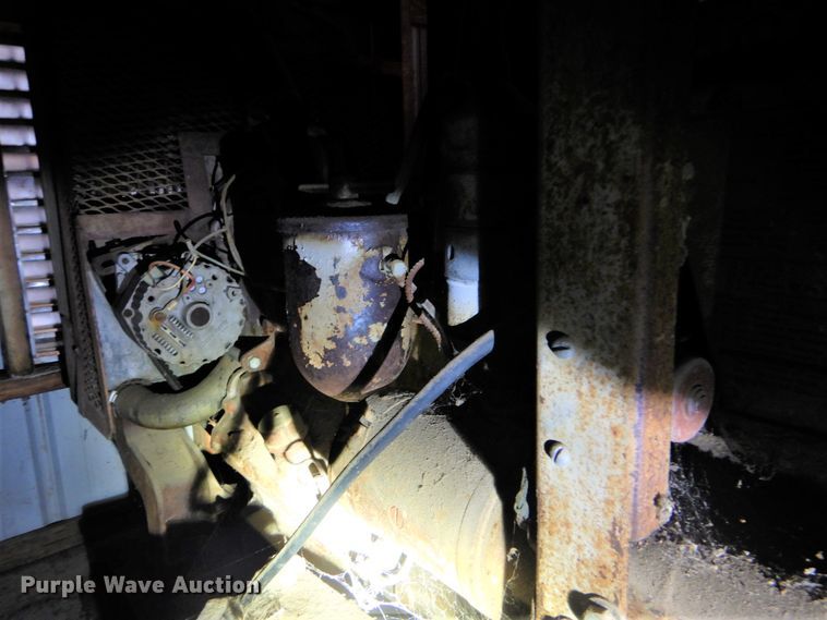 image for item FF9226 Signal Corps PE79-F generator