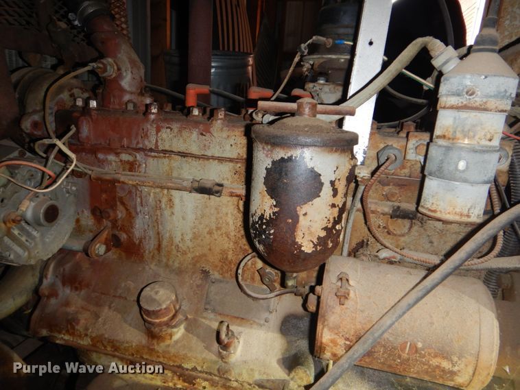 image for item FF9226 Signal Corps PE79-F generator