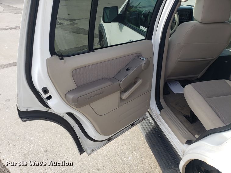 image for item GA9444 2007 Ford Explorer SUV