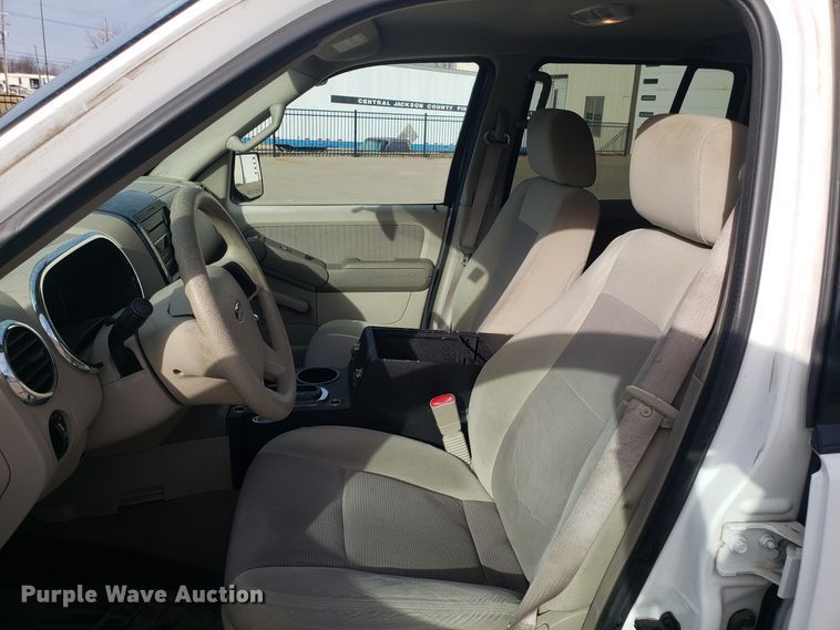 image for item GA9444 2007 Ford Explorer SUV