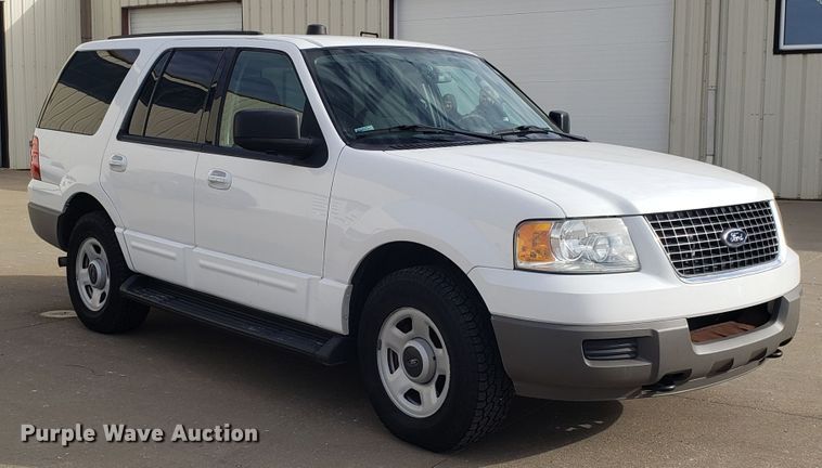 image for item GA9445 2003 Ford Expedition SUV