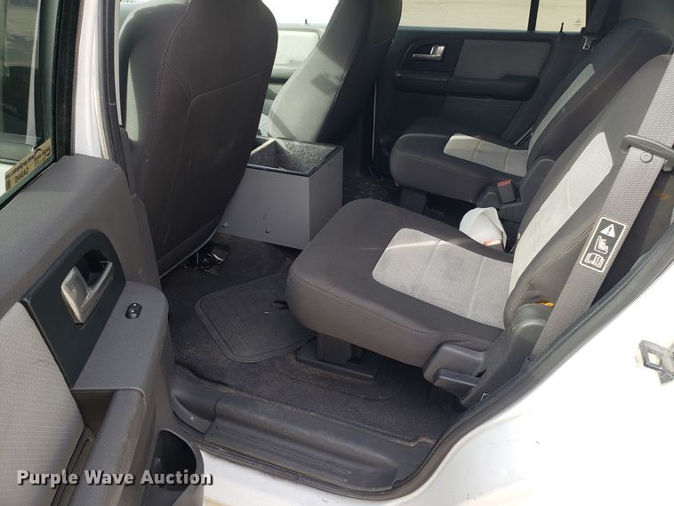 image for item GA9445 2003 Ford Expedition SUV