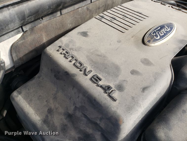 image for item GA9445 2003 Ford Expedition SUV