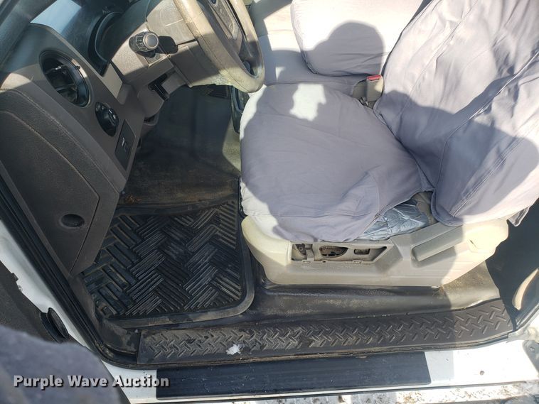 image for item GA9457 2010 Ford F150 SuperCab pickup truck