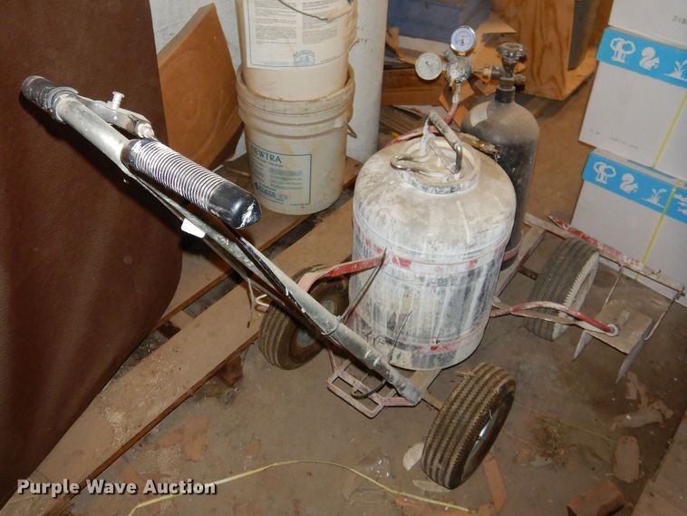 image for item GB9637 Paint Striper